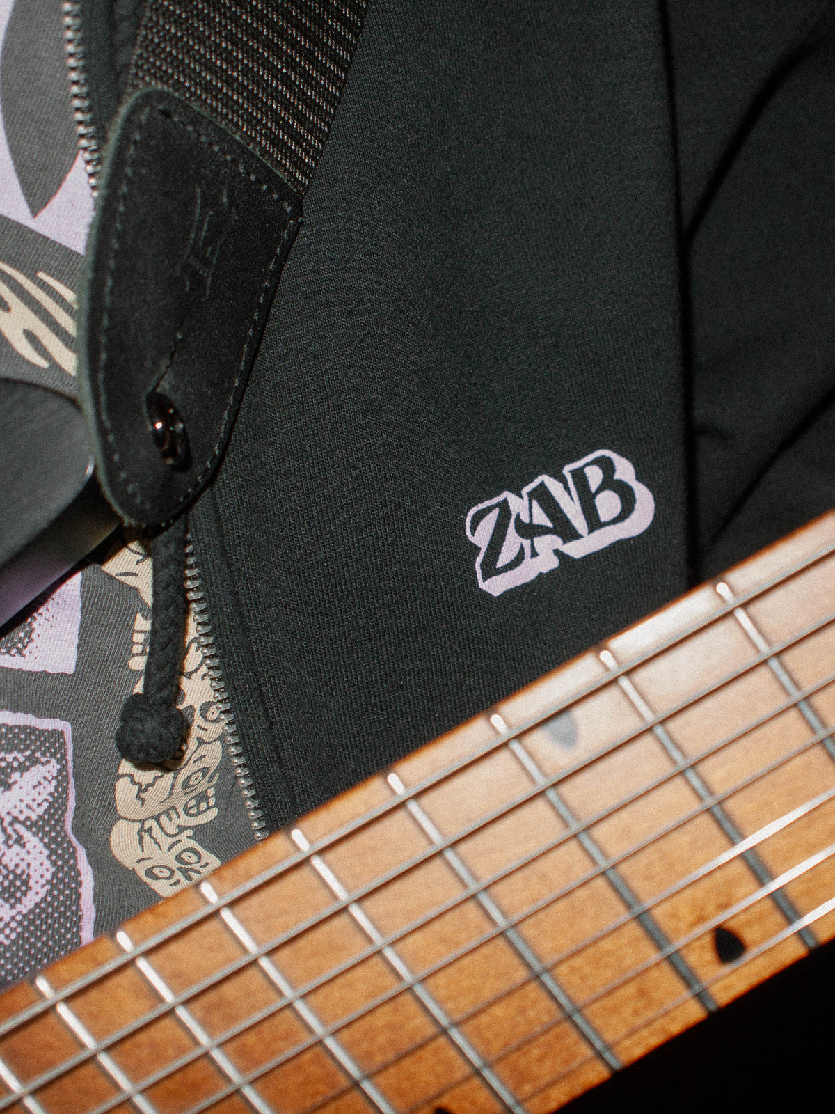 ZIP UP HOODIE - PLAISIRS INCONNUS